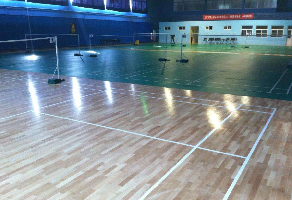 羽毛球馆木地板
