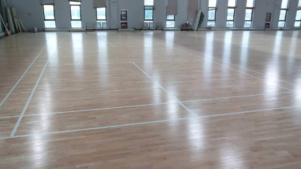 羽毛球馆木地板